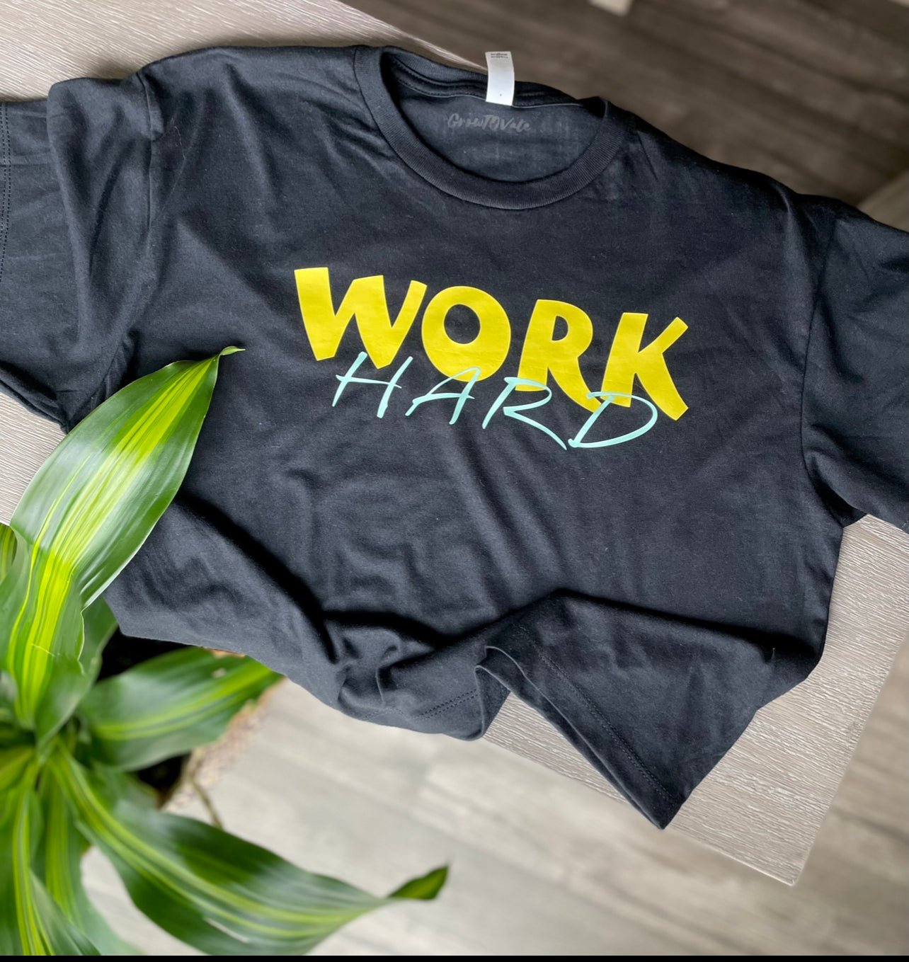 Work Hard Crop - GrowToVate